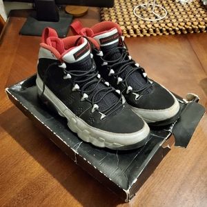 Air Jordan 9